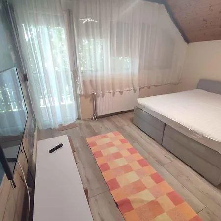 In - Balaton 35870 Siófok